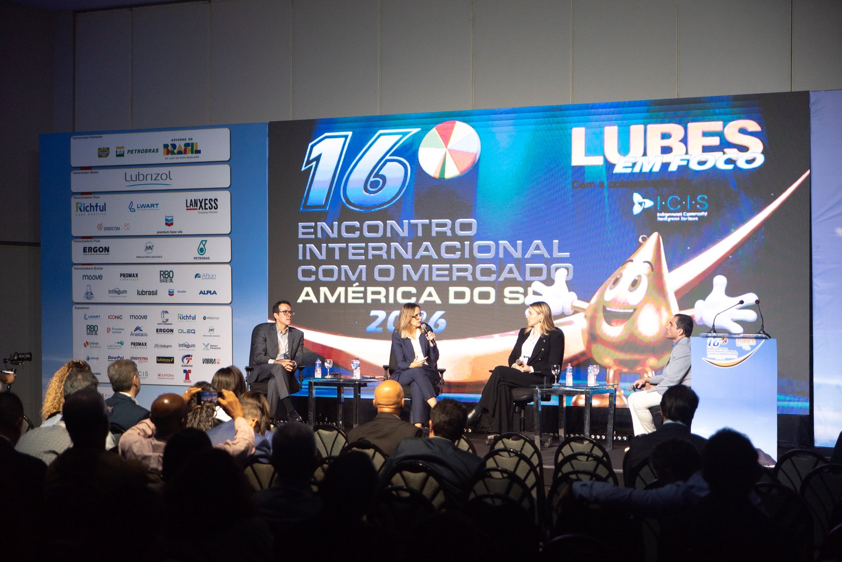 Foto 36 — Encontro com o Mercado 2026