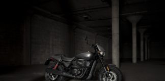 Harley-Davidson Street Rod 750