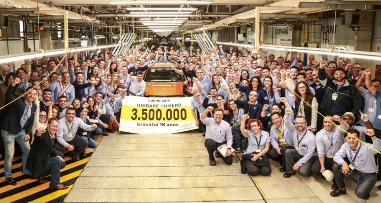 General Motors de Gravataí faz 18 anos