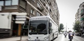 Daimler aposta no transporte público totalmente elétrico