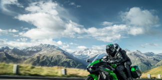 Lançamento: Supercharger chega à linha sport touring com Kawasaki Ninja H2 SX SE