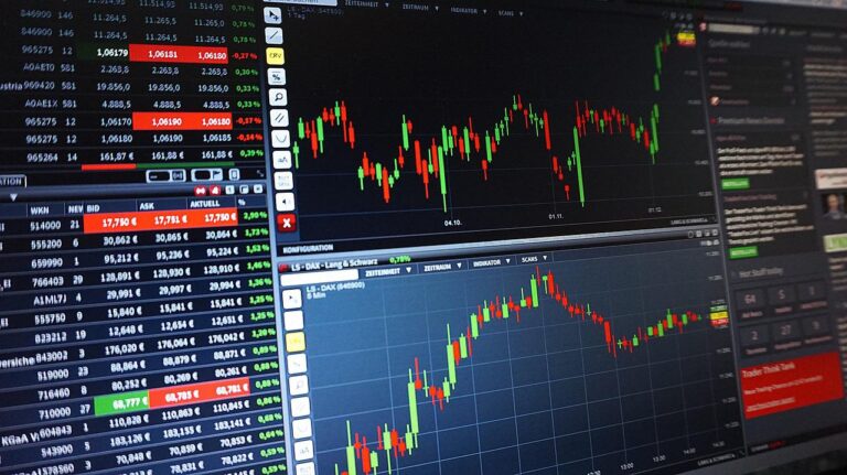 Ibovespa ganha fôlego e sobe a 89 mil pts