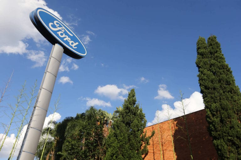 Ford demite 750 funcionários