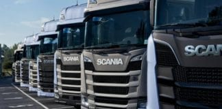 Emplacamentos de caminhões