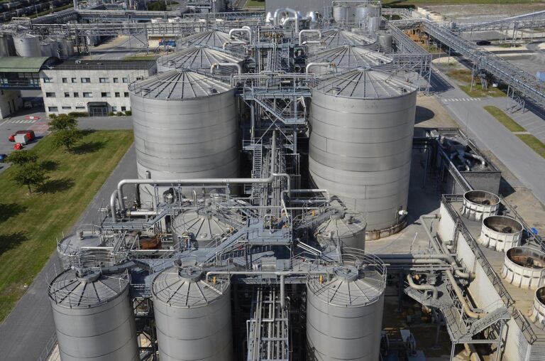 Produção de etanol cresce 19% na 1ª quinzena apesar de recuo na moagem, diz Unica