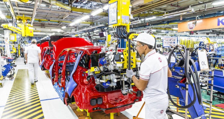 Aumento na produção de veículos