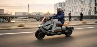 BMW lança scooter elétrica