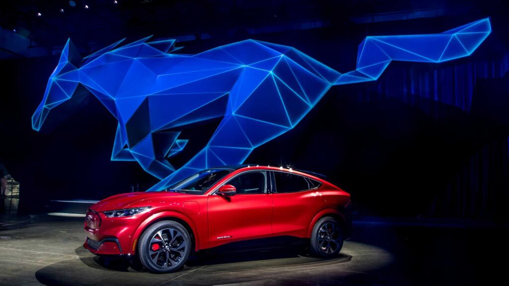 Ford quer superar Tesla