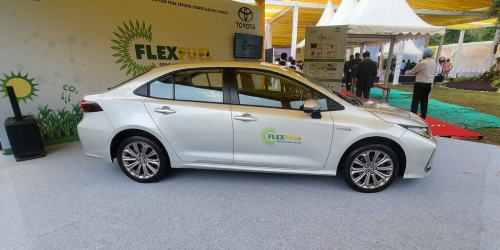 Corolla híbrido flex